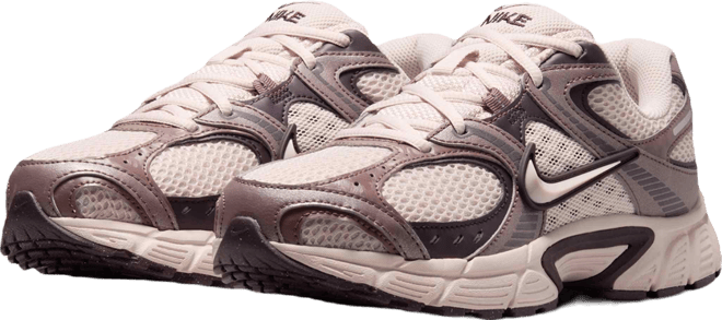 Nike V5 RNR SE Women's Shoes