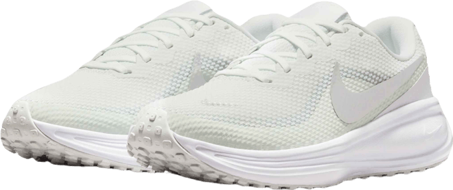 Nike Revolution 8 Löparsko för hårt underlag för kvinnor