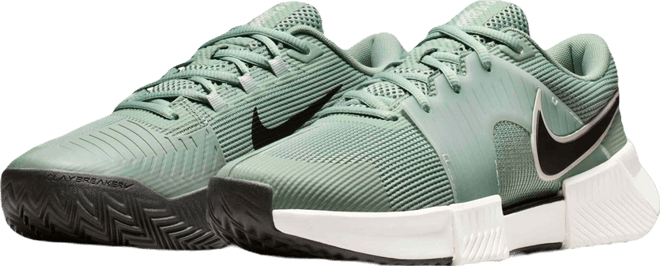 Nike GP Challenge 1.5 Women's Clay Court Tennis Shoes