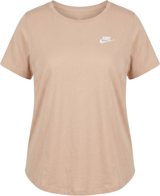 Nike Sportswear Club Essentials Women's T-Shirt (Plus Size)
