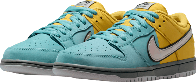 Nike SB Dunk Low Pro Skate Shoes