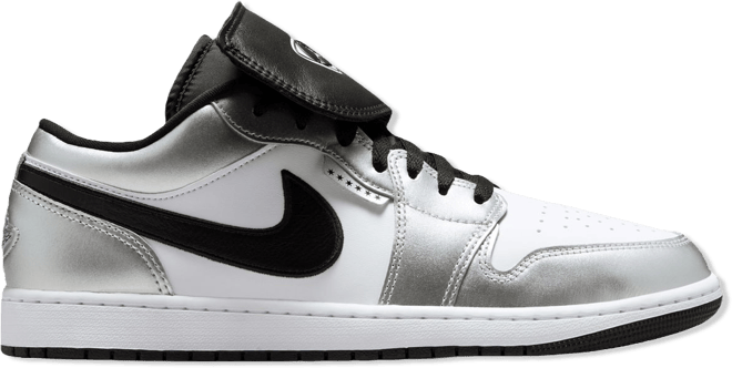 Air Jordan 1 Low SE Shoes | Dick's Sporting Goods