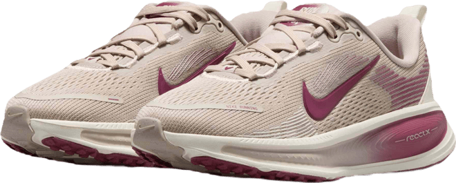 Nike Vomero 18 Straßenlaufschuh (ältere Kinder)