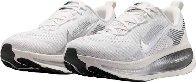 Nike Vomero 18 Tenis de correr en pavimento para mujer