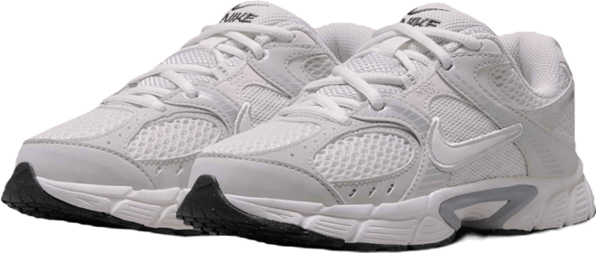 Nike V5 RNR Older Kids' Shoes