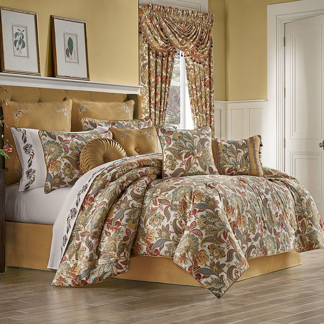 Five Queens Court Houston Luxury Embroidered 4-piece Comforter Set