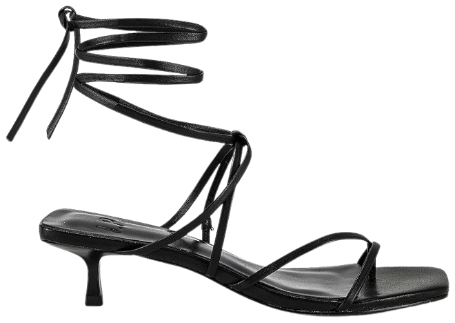 Carmella Heel