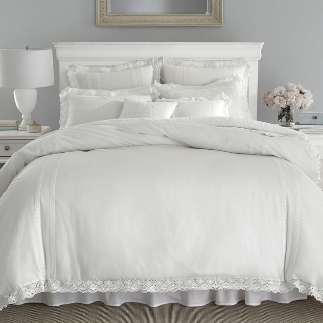 Laura Ashley Annabella Midweight Reversible Comforter Set, Color