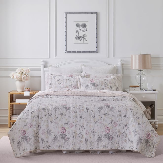 値下!15000→8888円　LAURA ASHLEY シーツ セットビンテージ Laura Ashley Breezy Floral Reversible Quilt Set, Color: Pink Grey