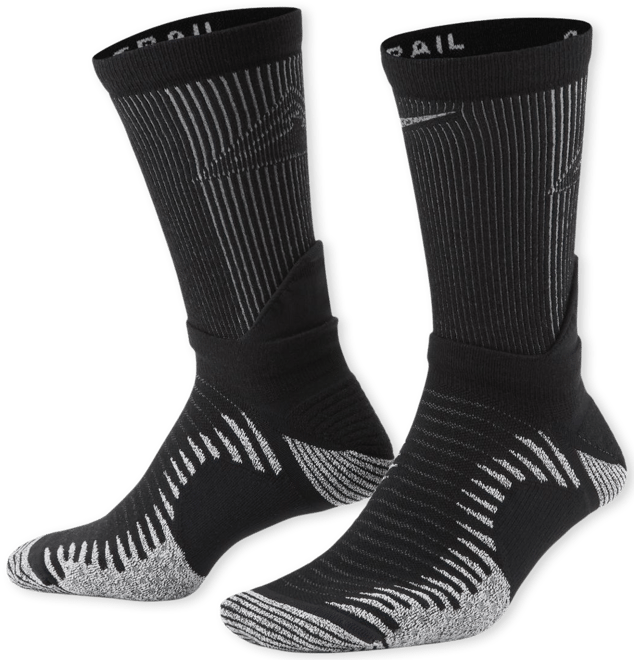 Nike Dri-FIT Trail-Running Crew Socks